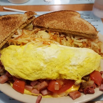 Mayberry Diner | 8253 Mayberry Square S, Sylvania, OH 43560, USA | Phone: (419) 824-3399