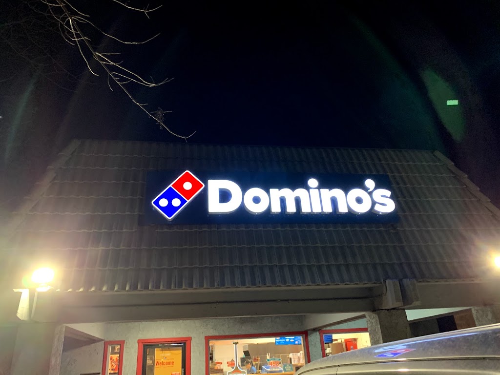 Dominos Pizza | 1609 Cecil Ave, Delano, CA 93215, USA | Phone: (661) 725-0770