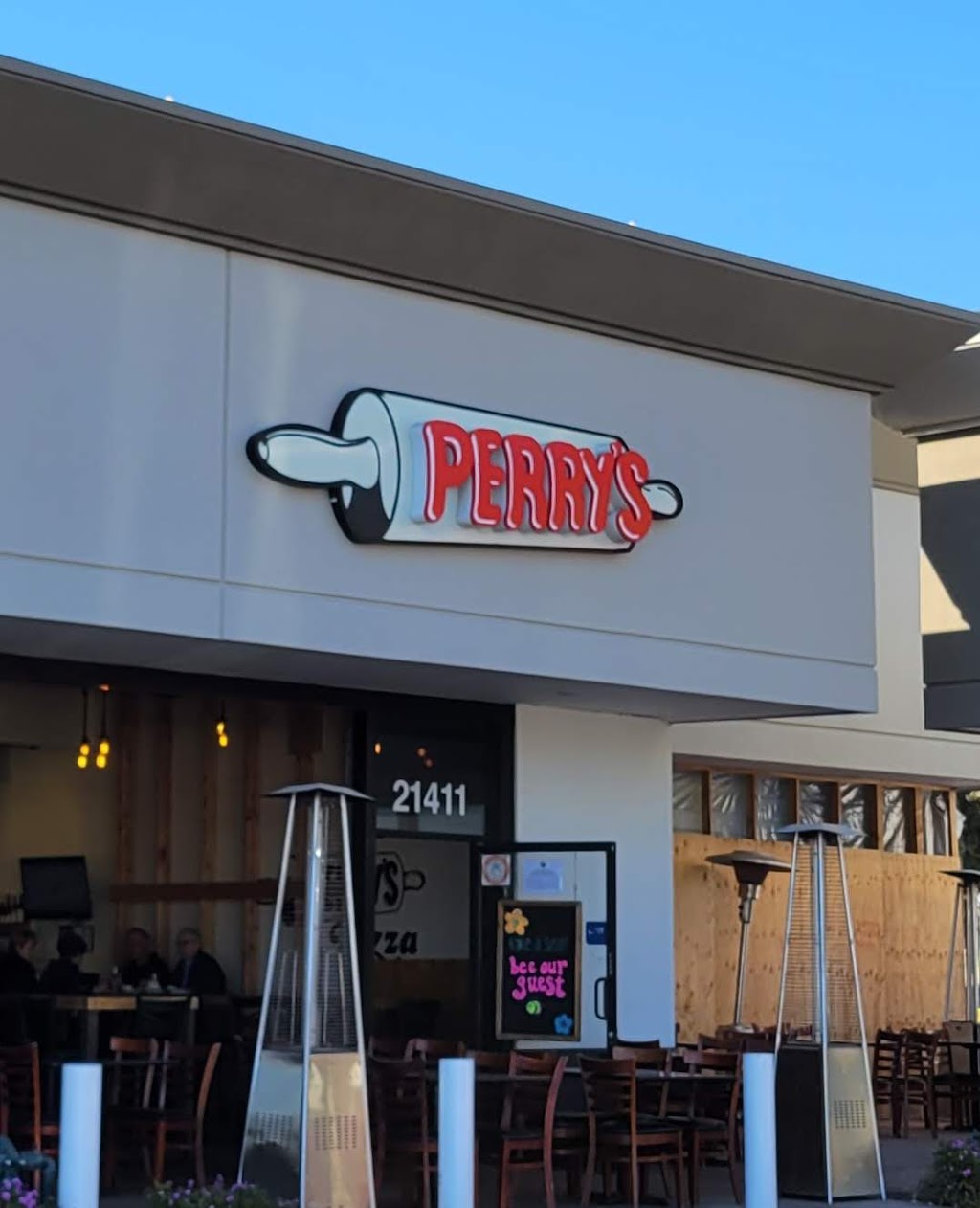 Perrys Pizza | 21411 Brookhurst St, Huntington Beach, CA 92646, USA | Phone: (714) 593-2800