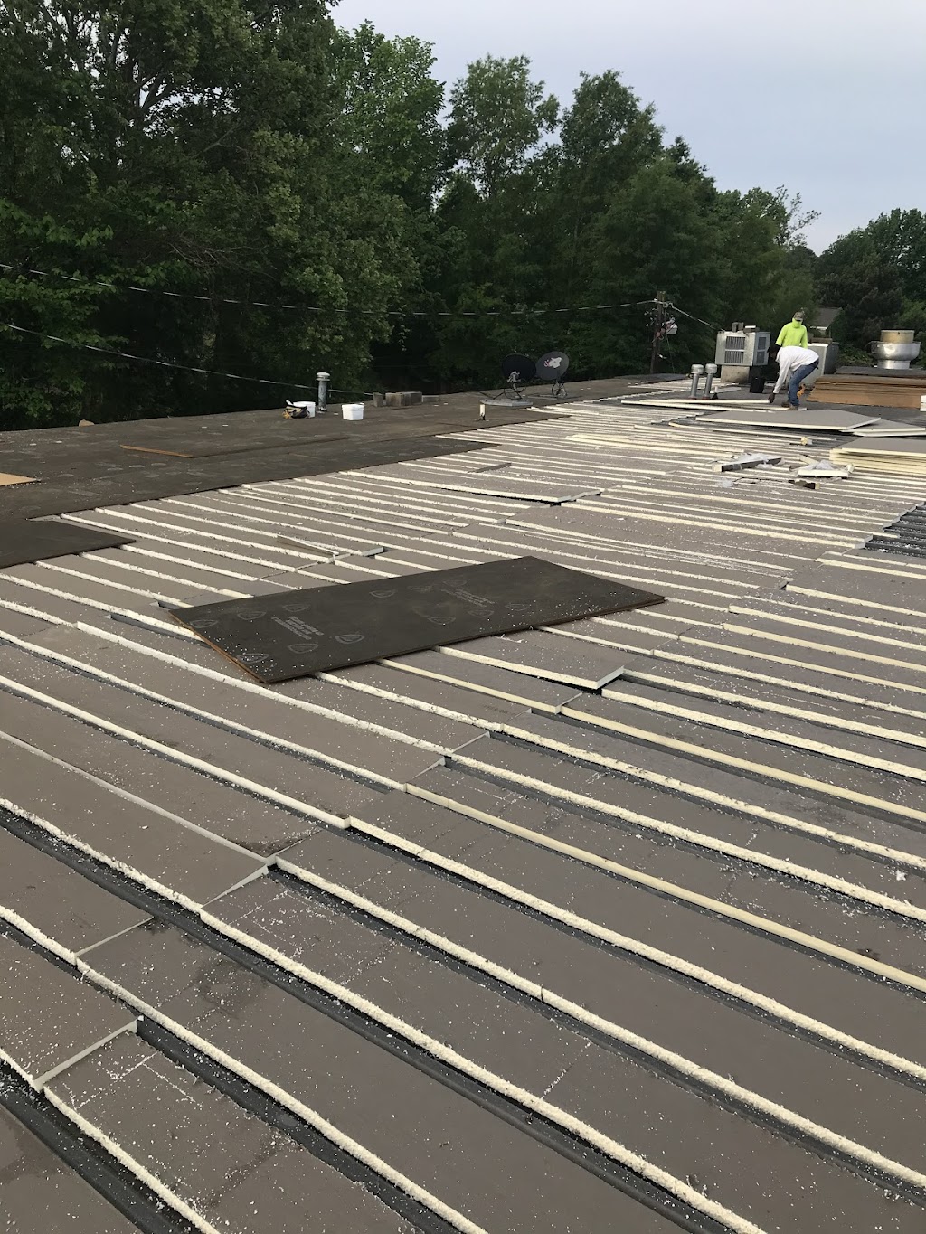 Rangel Roofing | 171 Kings Mountain Dr, Byhalia, MS 38611, USA | Phone: (901) 618-5120