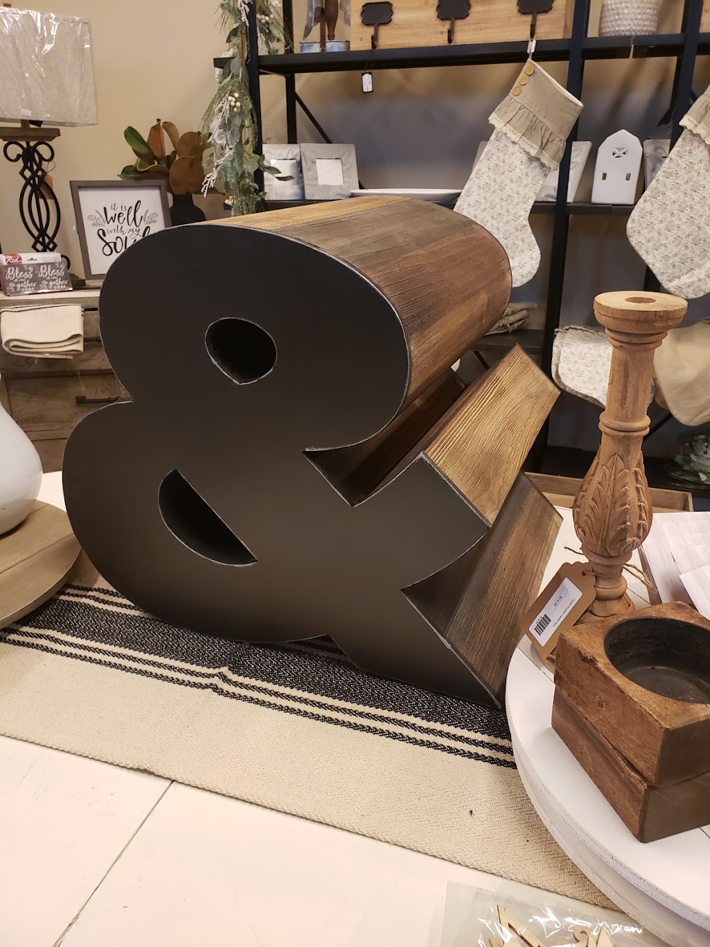 Southern Soule Designs | 101 Dilworth Plaza, Poth, TX 78147, USA | Phone: (830) 484-2727