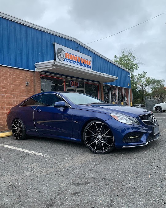 RimTyme Custom Wheels and Tires | 3171 Hillsborough Rd, Durham, NC 27705, USA | Phone: (919) 383-0802