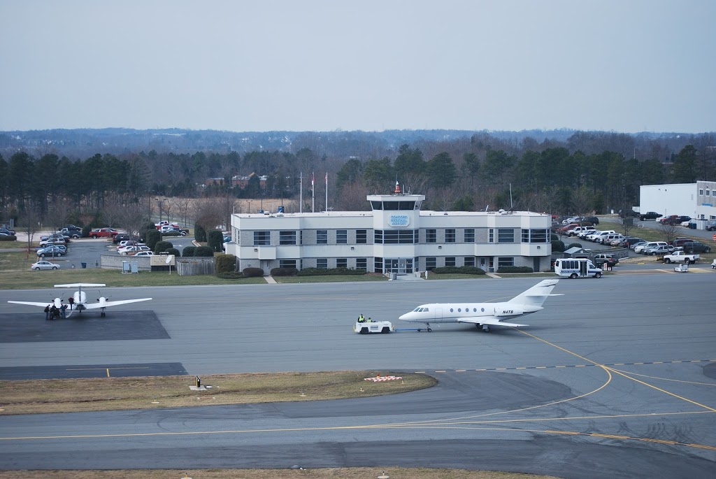 Concord-Padgett Regional Airport | 9000 Aviation Blvd NW, Concord, NC 28027, USA | Phone: (704) 920-5900