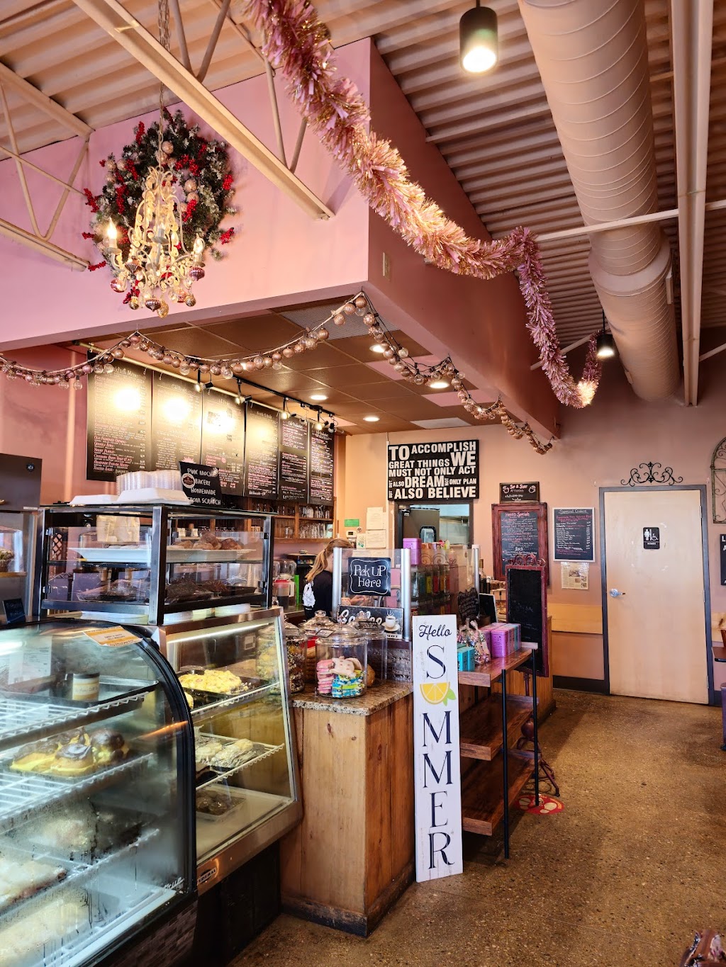 Pink Mocha Cafe & Coffee House | 418 Merton Ave, Hartland, WI 53029, USA | Phone: (262) 369-9932
