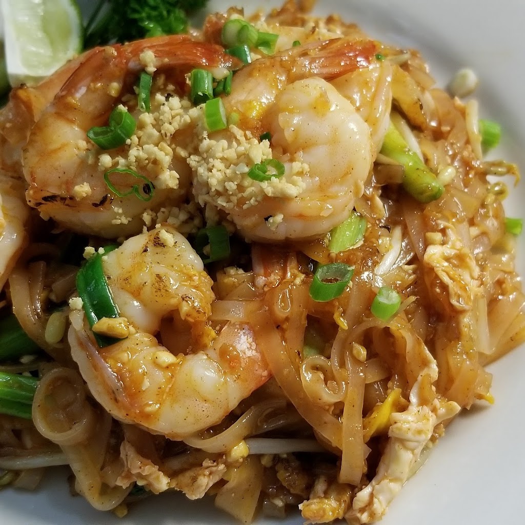 Aroy Thai and Sushi | 5306 Seminole Blvd, St. Petersburg, FL 33708, USA | Phone: (727) 319-2340