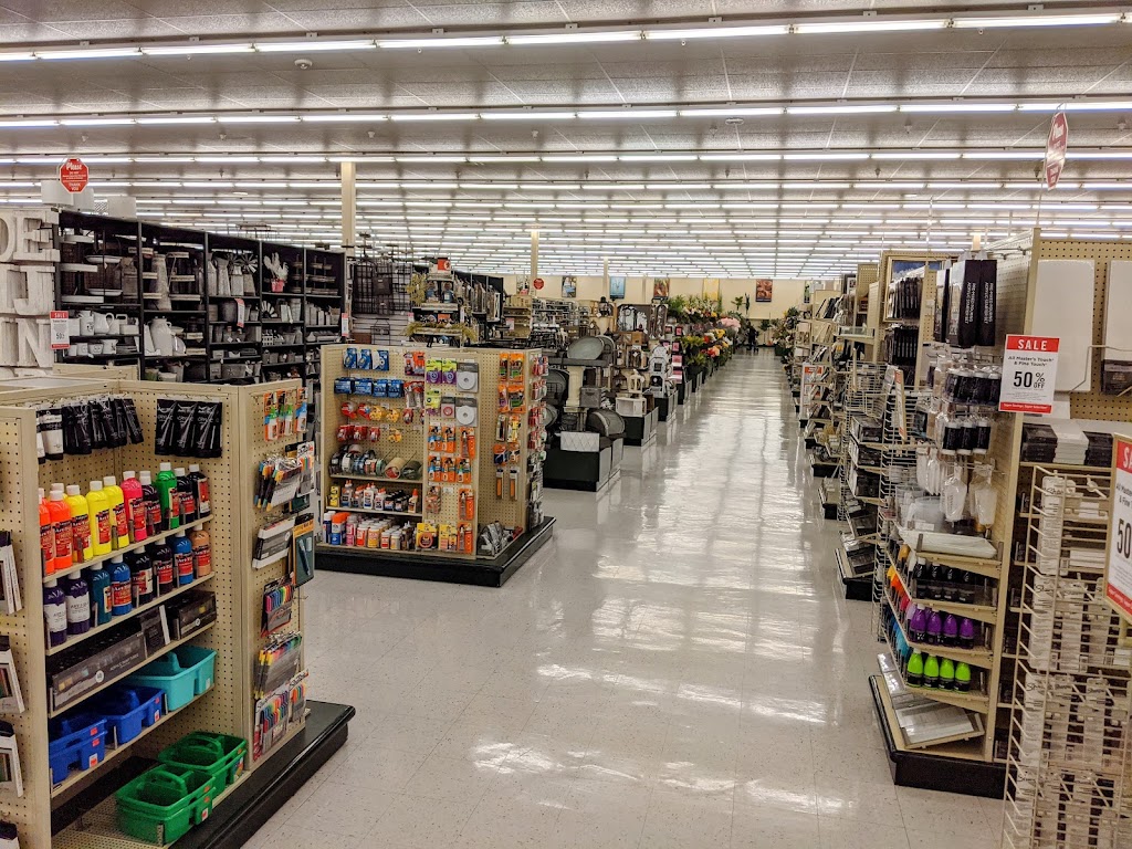 Hobby Lobby | 8100 E Santa Ana Canyon Rd, Anaheim Hills, CA 92808, USA | Phone: (714) 685-0540