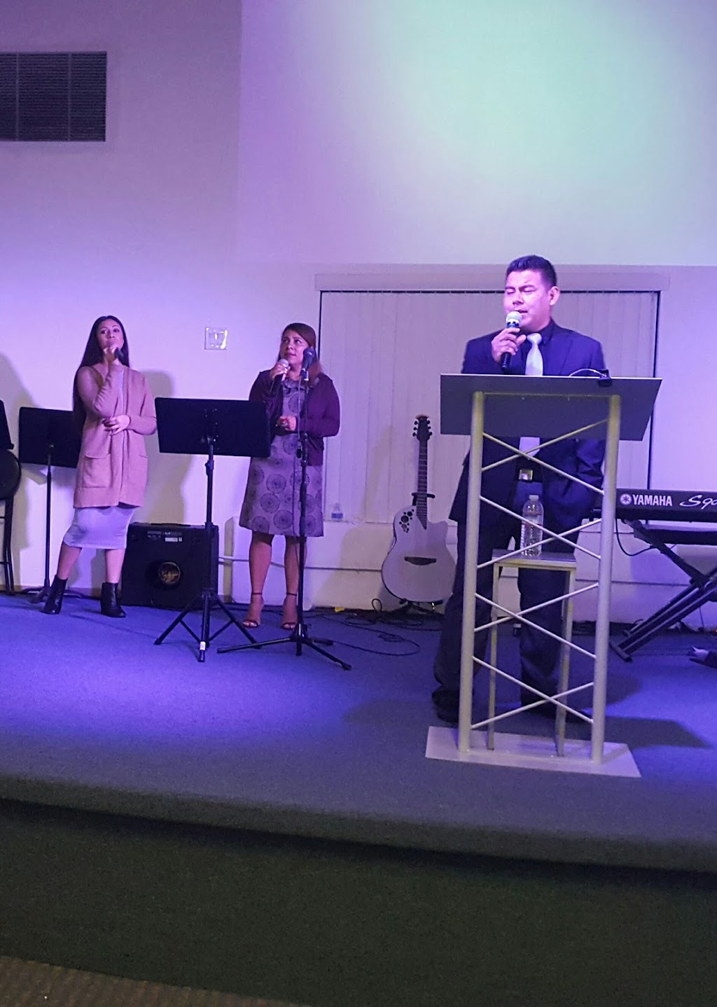 El Buen Samaritano Iglesia (Evangelica) | 22603 13th St, Santa Clarita, CA 91321, USA | Phone: (661) 259-4961