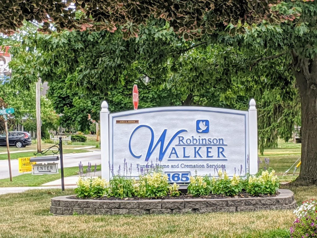 Robinson-Walker Funeral Home – Oak Harbor | 165 E Water St, Oak Harbor, OH 43449, USA | Phone: (419) 898-3011