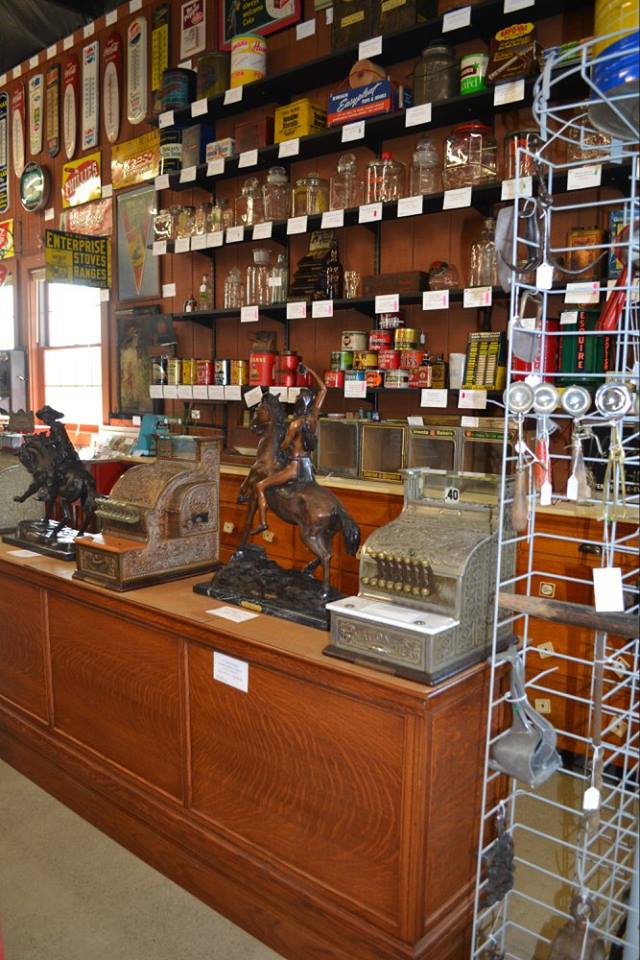 Antiques on High | 55 High St, Carroll, OH 43112, USA | Phone: (614) 787-6588