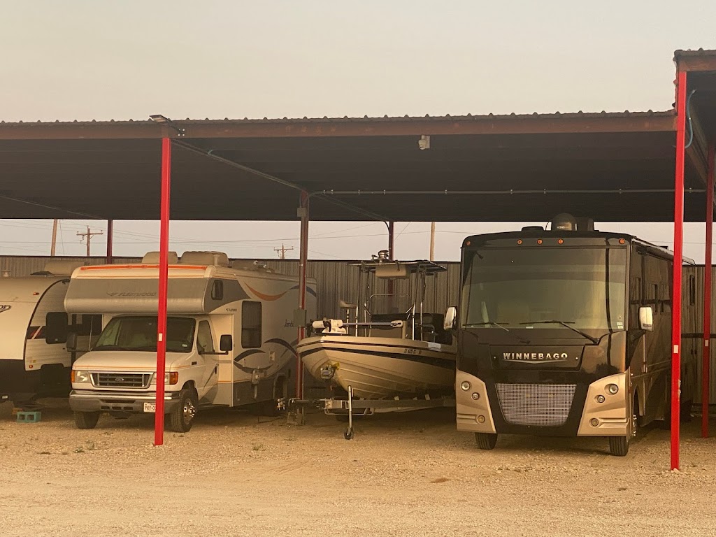 Lake Ray Roberts RV & Boat Storage | 1565 Melton Rd, Sanger, TX 76266, USA | Phone: (972) 523-6348