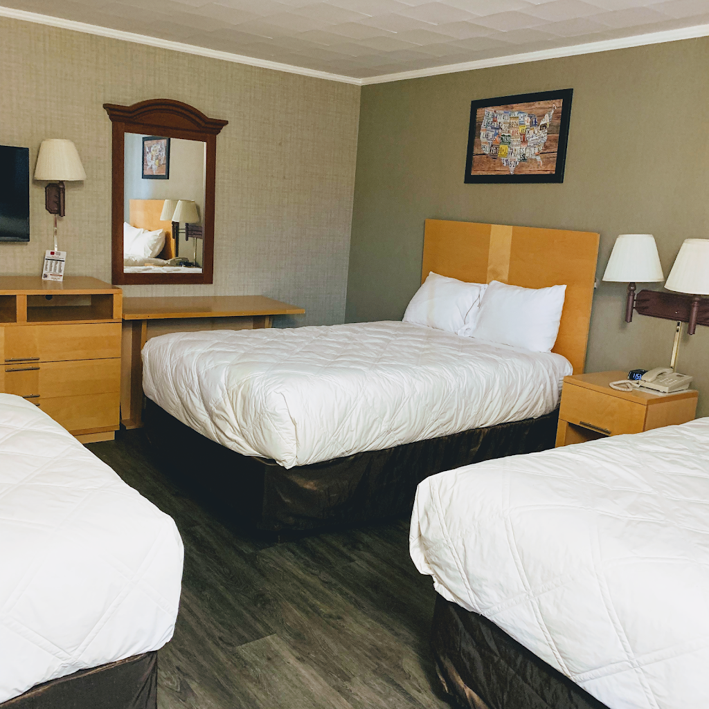 Falls Inn | 4248 State Rte 5, Newton Falls, OH 44444, USA | Phone: (330) 872-0988