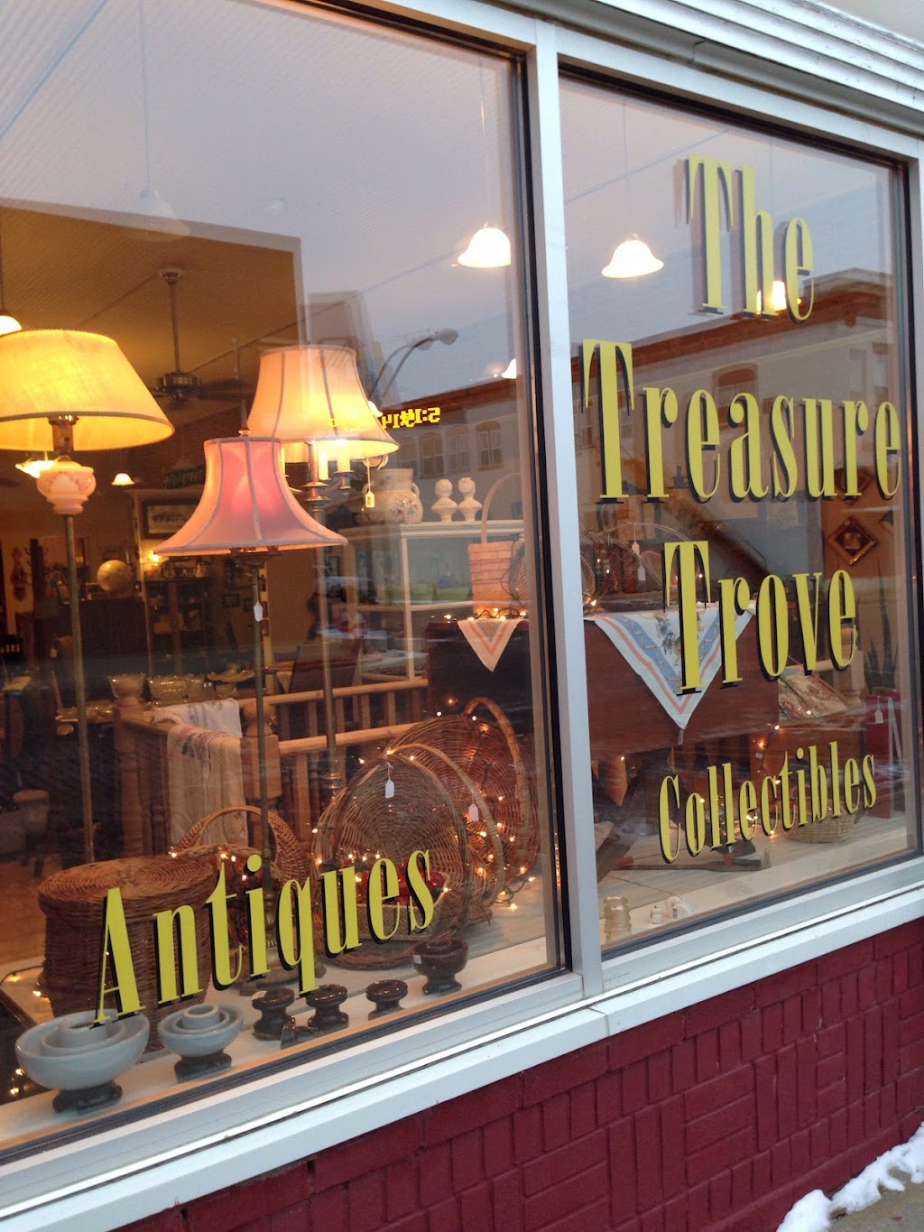 The Treasure Trove | 315 5th St, Syracuse, NE 68446, USA | Phone: (402) 269-8072