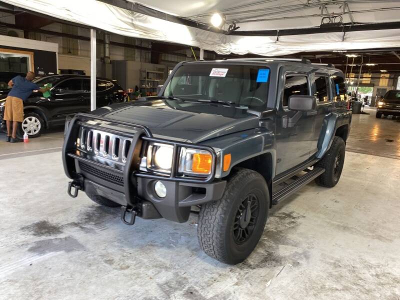 Luxury Imports Auto Sales, Inc. 5660 392nd St, North Branch, MN 55056