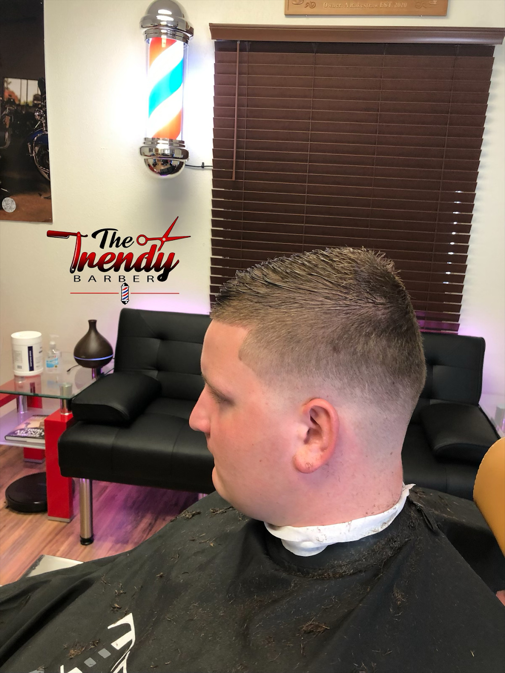 The Trendy Barber | 813 Brown Trail Suite 3, Bedford, TX 76022, USA | Phone: (682) 738-3199