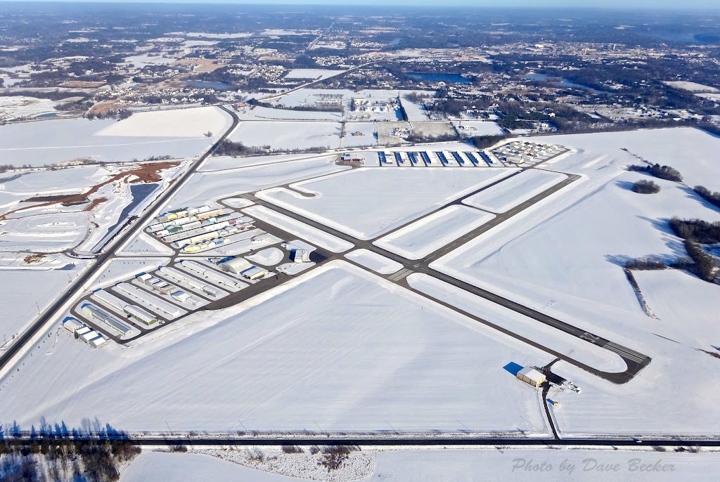 Lake Elmo Airport | 3275 Manning Ave N, Lake Elmo, MN 55042, USA | Phone: (651) 777-6300