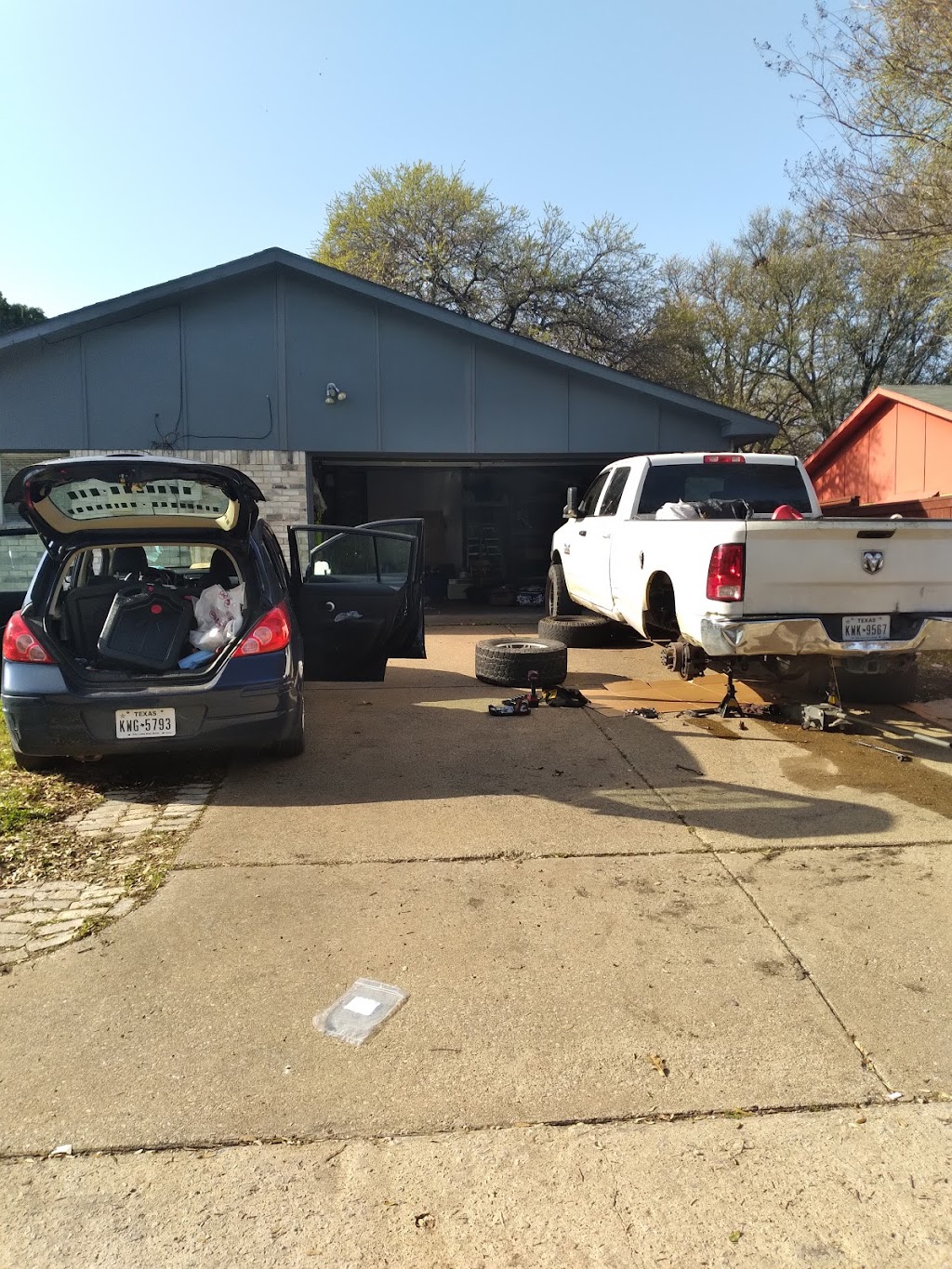 Forklift mechanic/ Automobil mechanic | Fort Worth, TX 76117, USA | Phone: (214) 624-4057