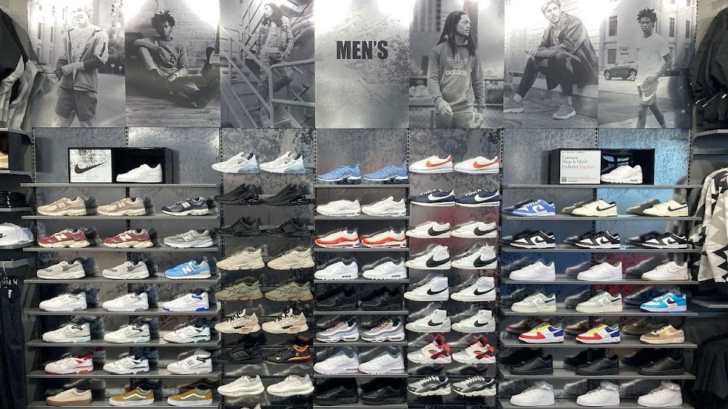 Hibbett Sports | 1175 W Renaissance Pkwy Suite 950, Rialto, CA 92376, USA | Phone: (909) 350-3909