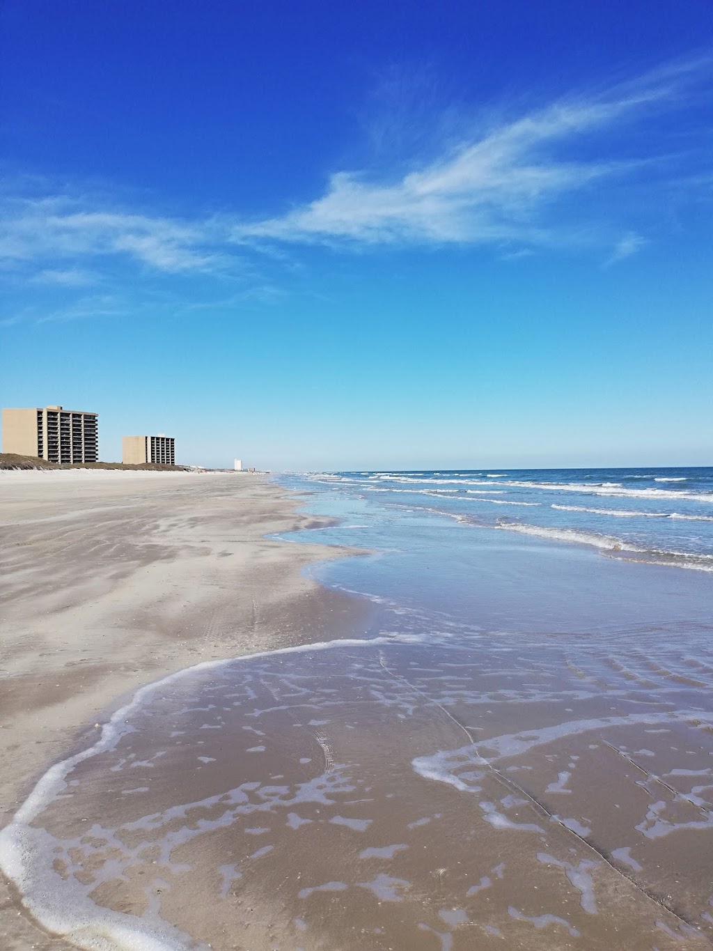 Lost Colony Beach Houses | 6877 TX-361, Port Aransas, TX 78373, USA | Phone: (361) 749-6266