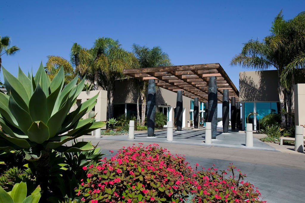 The Dana on Mission Bay | 1710 W Mission Bay Dr, San Diego, CA 92109, USA | Phone: (619) 222-6440