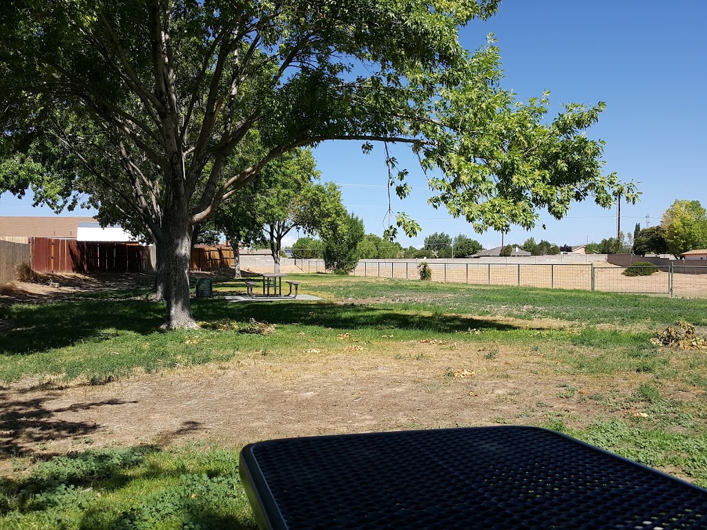 Artistic Park | 901 Camino Del Rey SW, Los Lunas, NM 87031, USA | Phone: (505) 352-7665