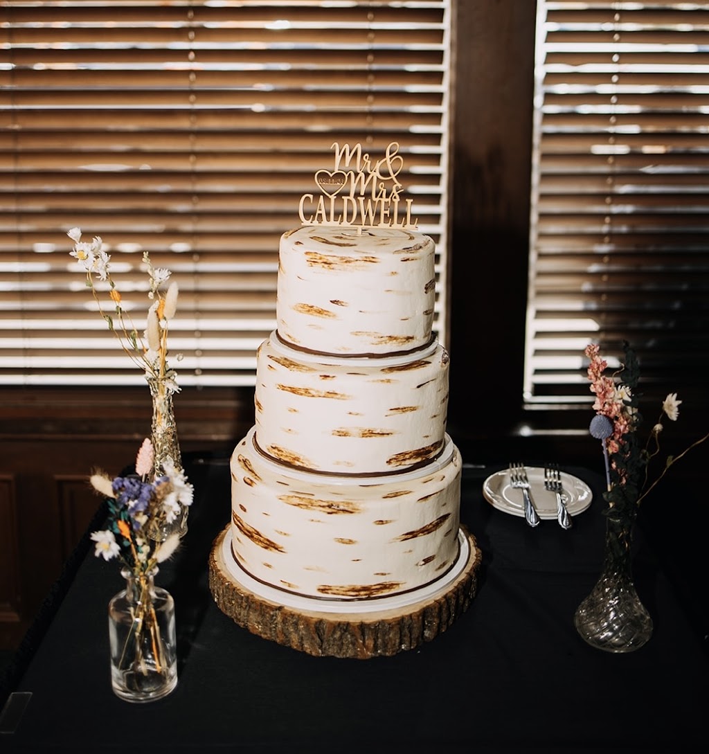 Buttercream Wedding Cakes & Desserts | 18172 Minnetonka Blvd, Wayzata, MN 55391, USA | Phone: (952) 249-0390