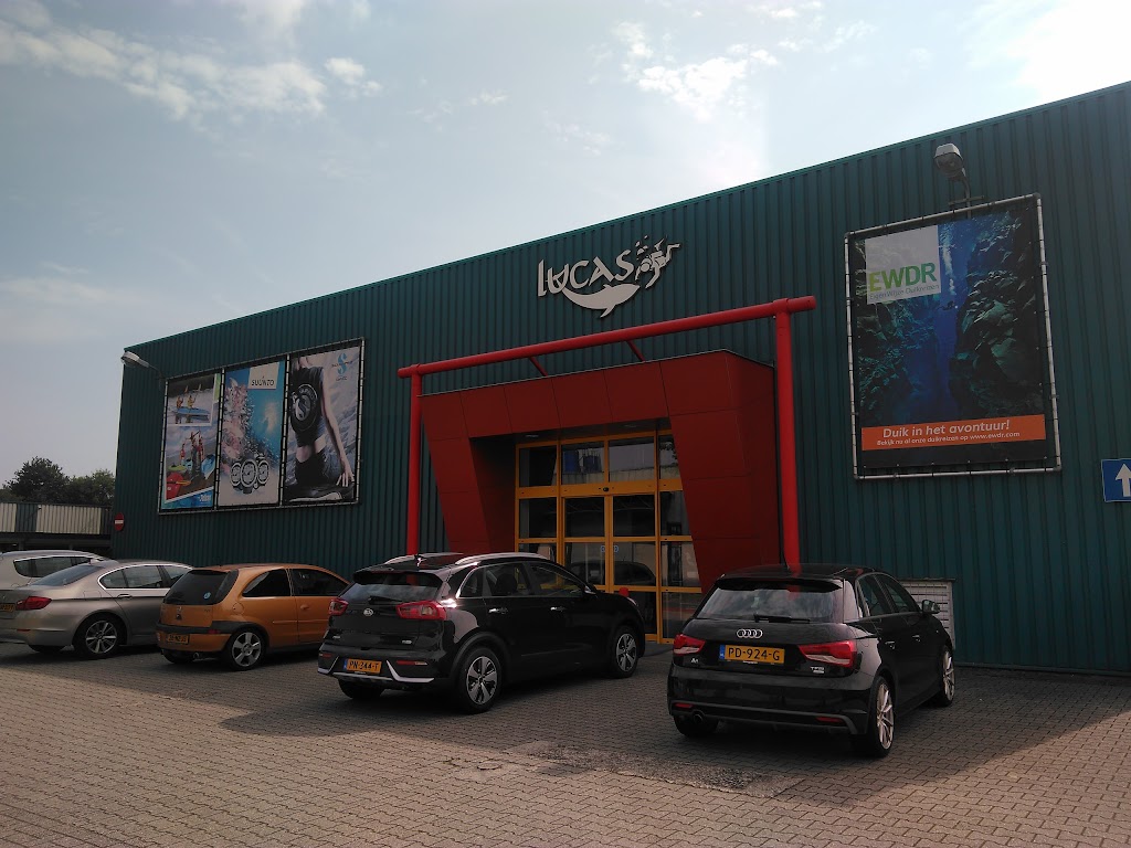 Lucas Dive Store | Bedrijvenweg 3A, 7442 CX Nijverdal, Netherlands | Phone: 0548 615 106
