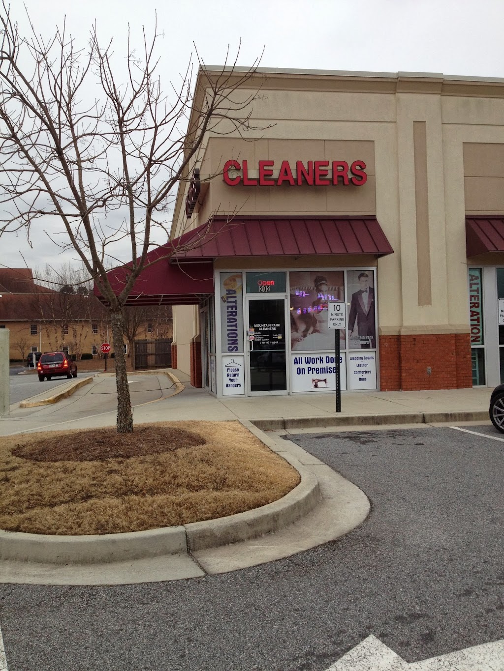 Mountain Park Cleaners | 1227 Rockbridge Rd SW # 202, Stone Mountain, GA 30087, USA | Phone: (770) 931-8944