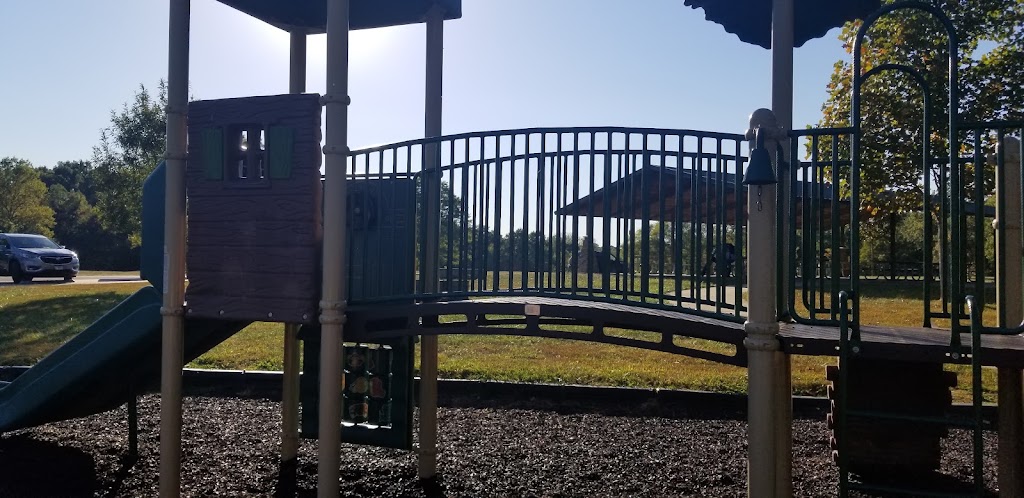 Pleasant Ridge Park | 1345 Pleasant Ridge Rd, Maryville, IL 62062 | Phone: (618) 345-7028