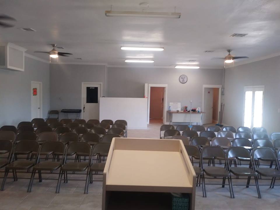 Iglesia de Restauracion Elim Lockhart | 110 Harolds Rd, Lockhart, TX 78644, USA | Phone: (512) 848-6522