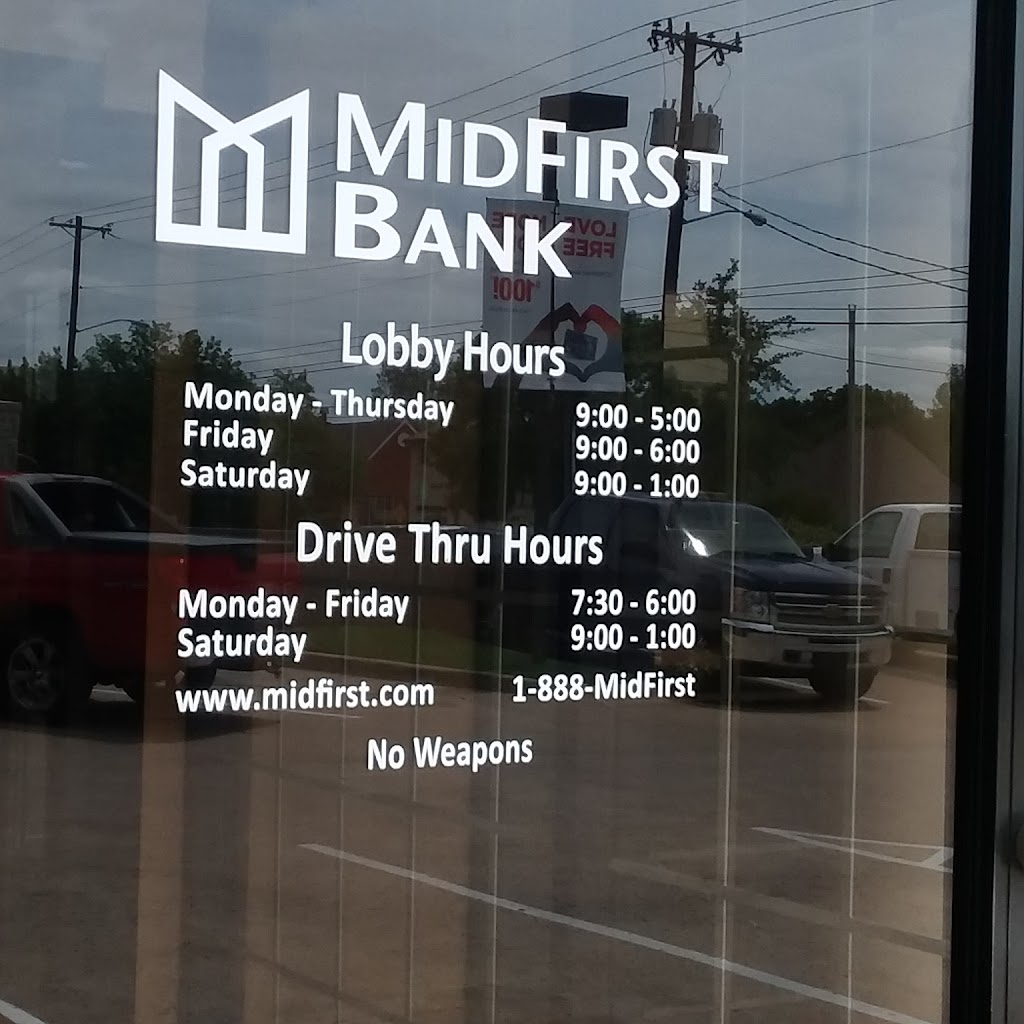 MidFirst Bank | 2547 E 21st St, Tulsa, OK 74114, USA | Phone: (918) 747-6671