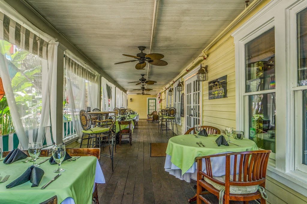 Historic Peninsula Inn | 2937 Beach Blvd S, Gulfport, FL 33707, USA | Phone: (727) 346-9800