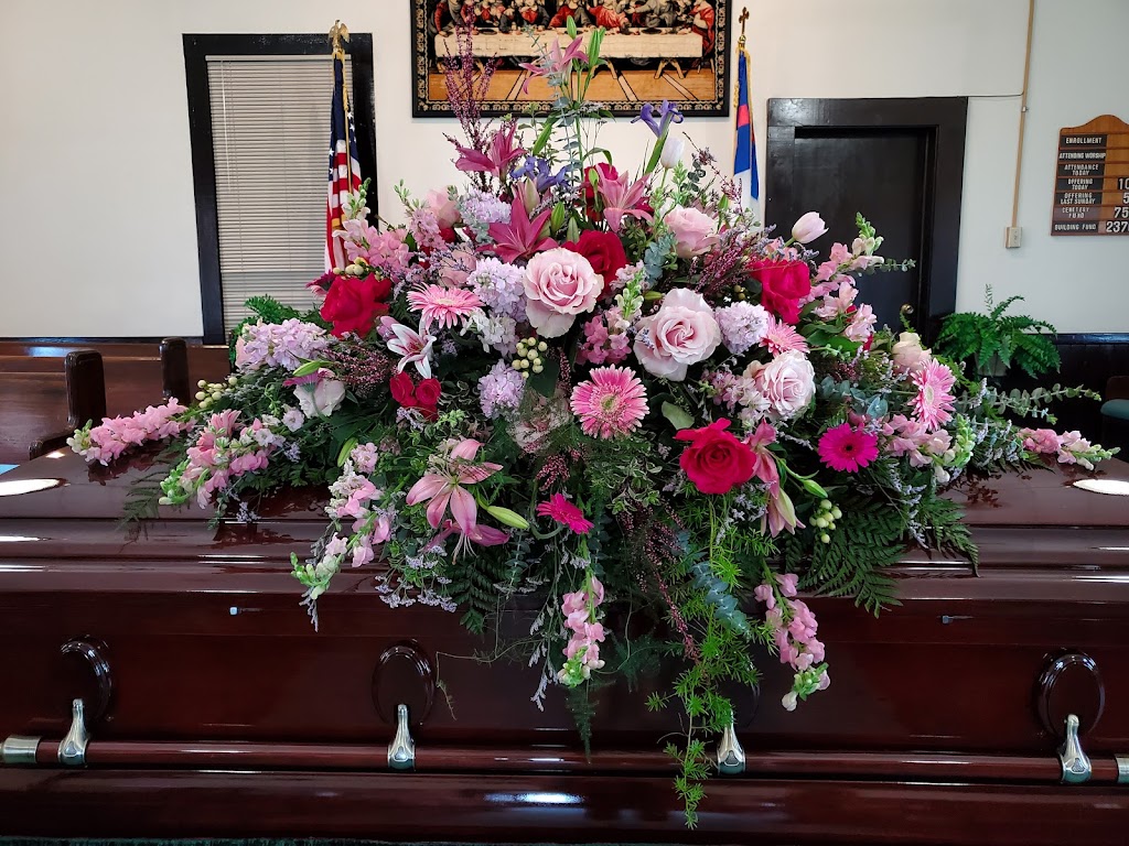 Bennett Florist | 750 Jerry Frye Rd, Bennett, NC 27208, USA | Phone: (336) 581-3737