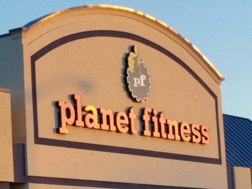 Planet Fitness | 6761 Hadley Rd, South Plainfield, NJ 07080, USA | Phone: (908) 205-8535