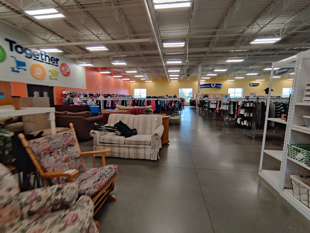 Goodwill - Chaska | 310 Pioneer Trail, Chaska, MN 55318, USA | Phone: (952) 303-6827