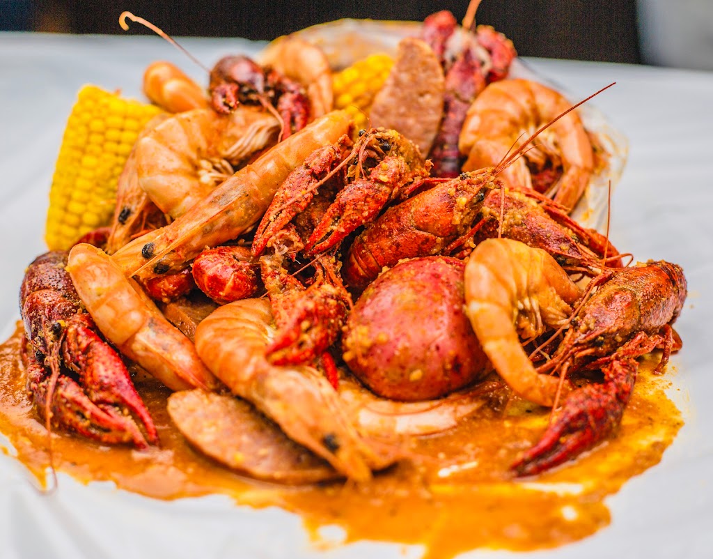 Cajun Crackin | 7735 N Blackstone Ave #115, Fresno, CA 93720, USA | Phone: (559) 558-8223