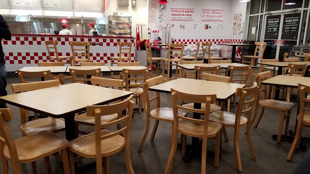 Five Guys | 300 Pleasant Grove Rd Suite 475, Mt. Juliet, TN 37122, USA | Phone: (615) 754-4259