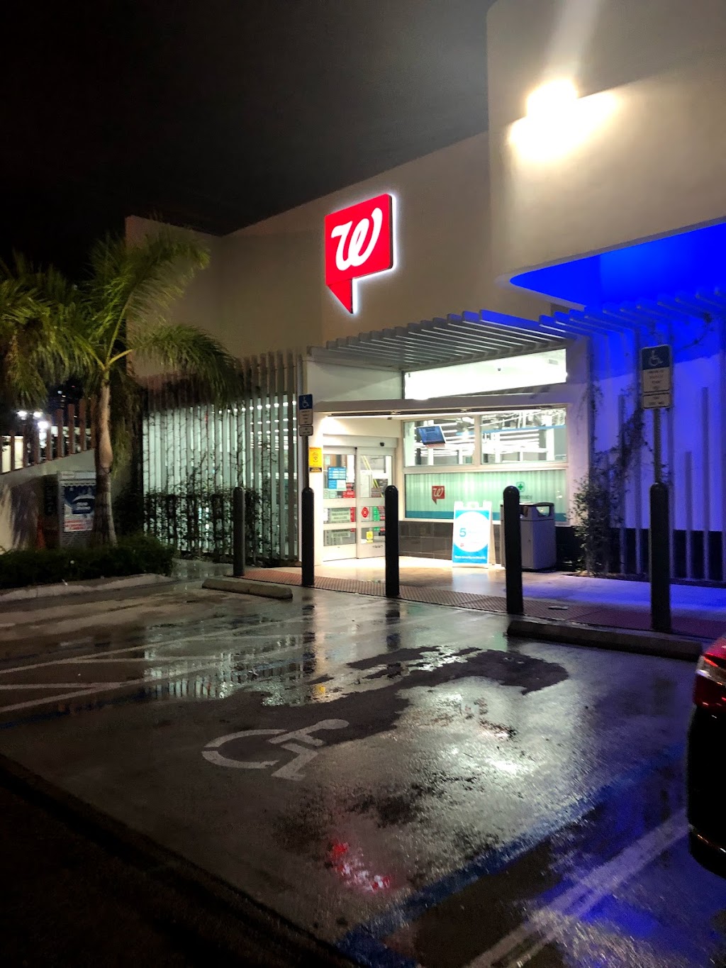 Walgreens Photo | 801 SW 8th St, Miami, FL 33130, USA | Phone: (305) 854-0131