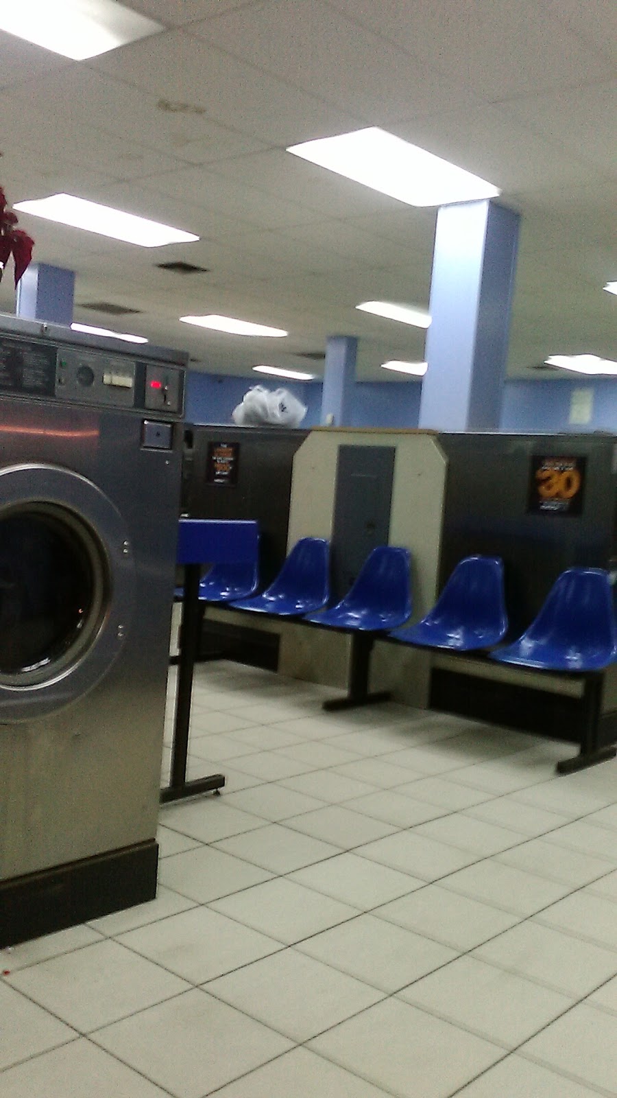 J C Super Laundromat | 759 Belmont St, Brockton, MA 02301, USA | Phone: (508) 941-6866