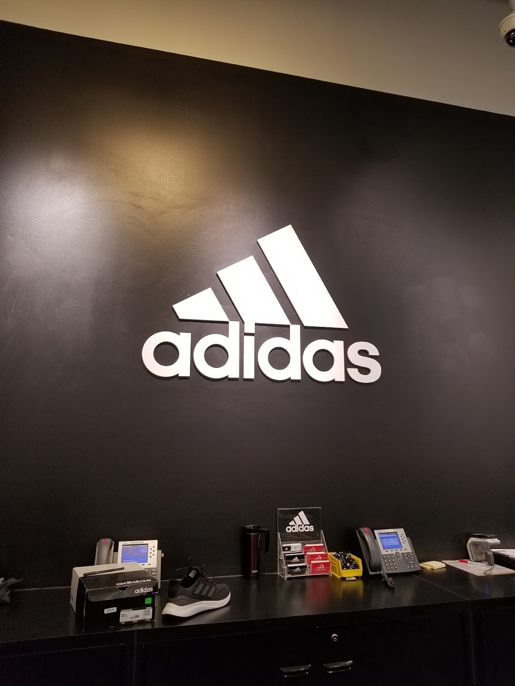 adidas Outlet Store Tucson | 6401 Marana Center Blvd, Tucson, AZ 85742, USA | Phone: (520) 353-3390