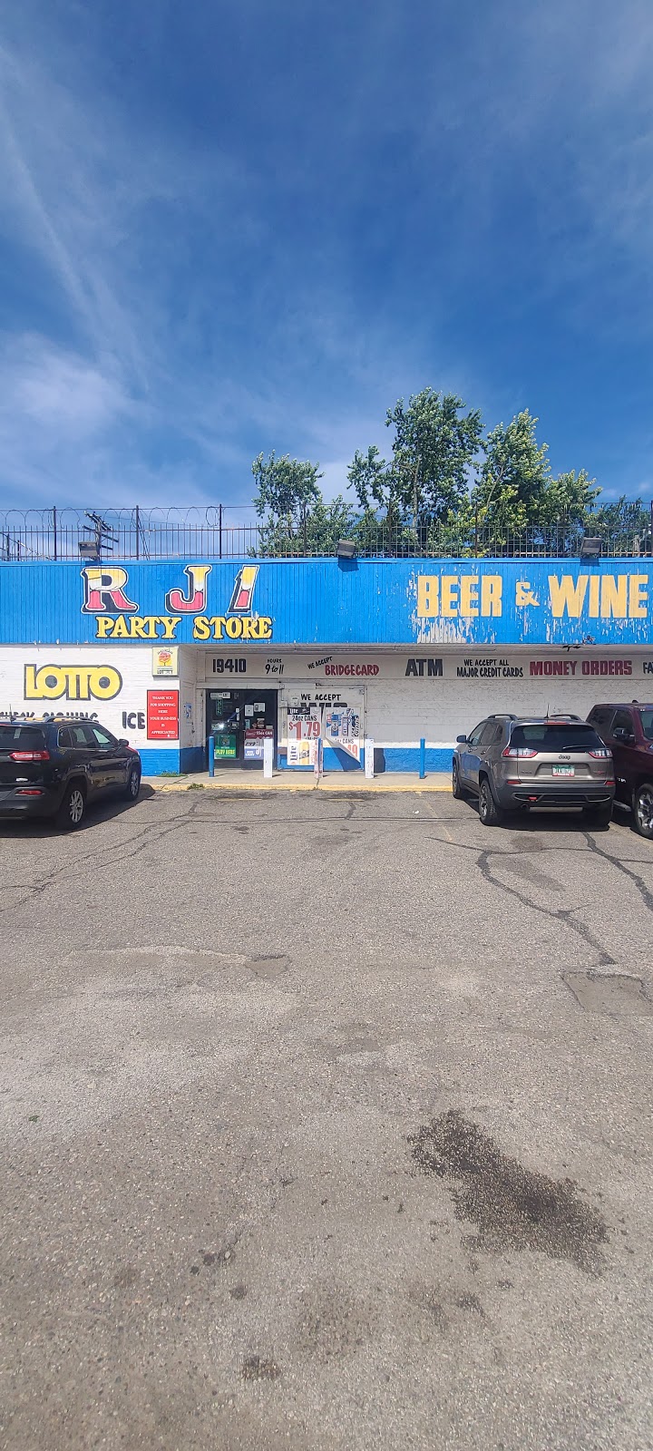 RJ1 party store | 19410 W McNichols Rd, Detroit, MI 48219, USA | Phone: (313) 532-0066