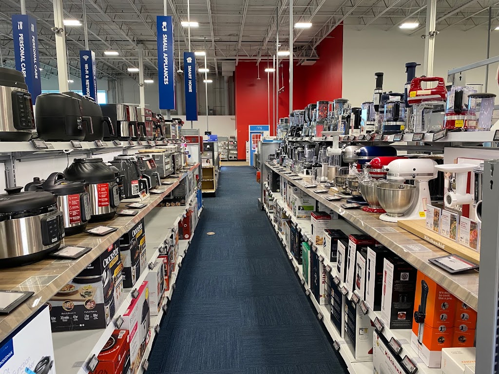 Best Buy | 3100 Lohr Rd, Ann Arbor, MI 48108, USA | Phone: (734) 741-1357