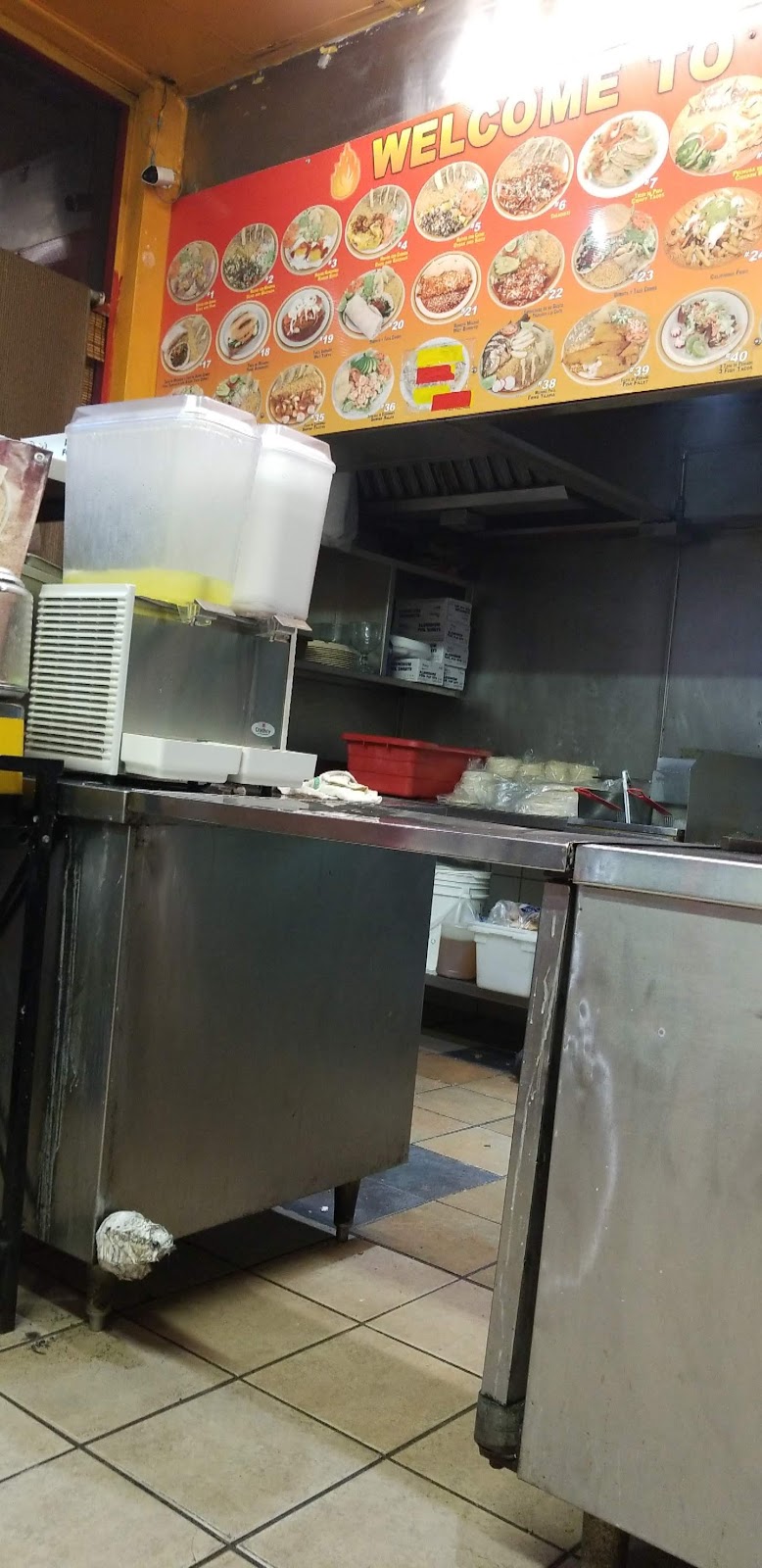 El Taco Llama | 7344 Van Nuys Blvd, Van Nuys, CA 91405, USA | Phone: (818) 901-1898