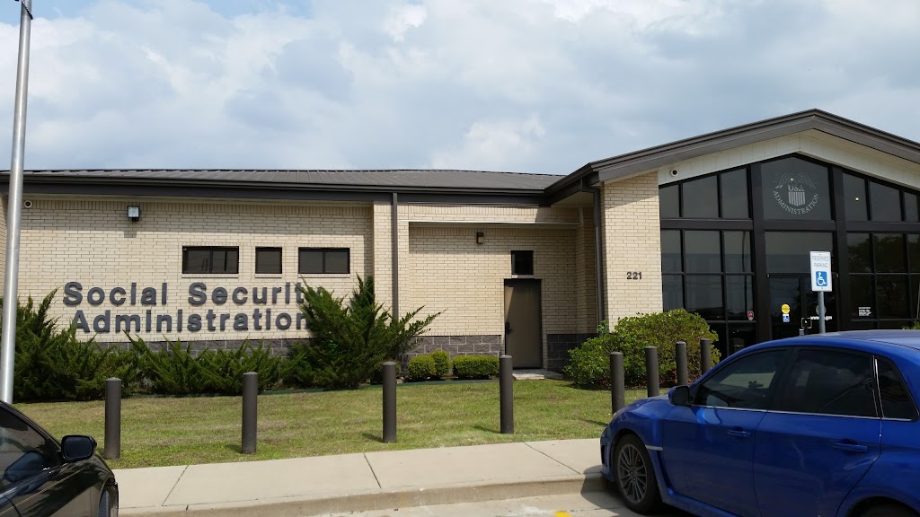 Social Security Administration | 221 S 45th St, Corsicana, TX 75110, USA | Phone: (800) 772-1213