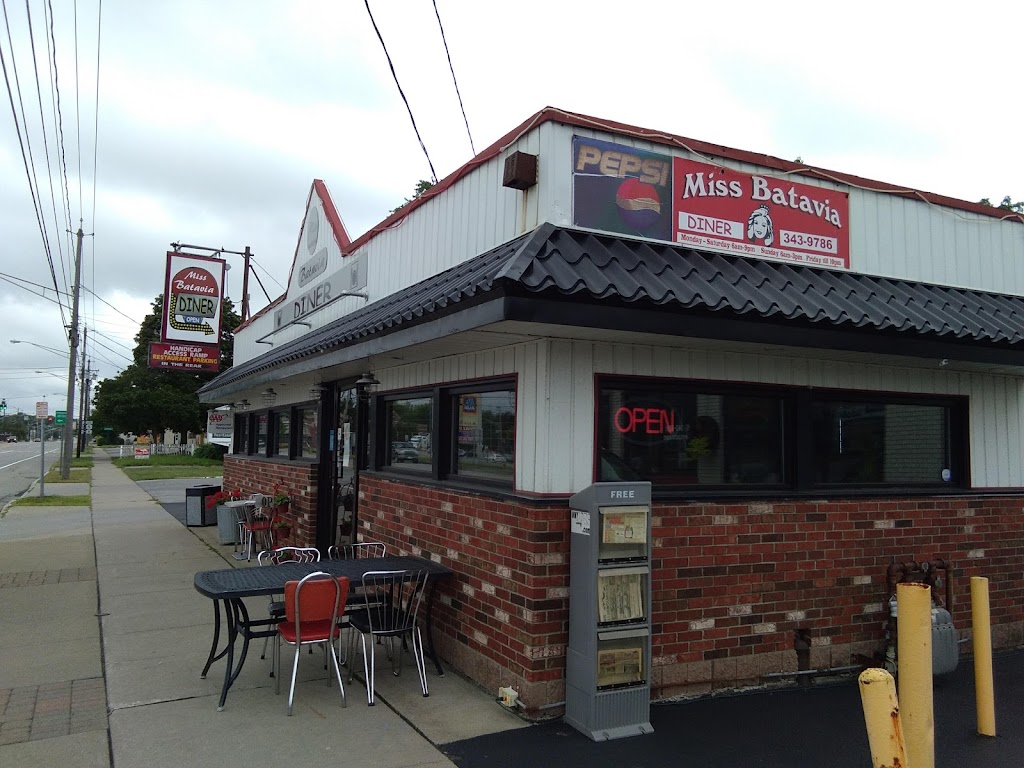 Miss Batavia Diner | 566 E Main St, Batavia, NY 14020, USA | Phone: (585) 343-9786