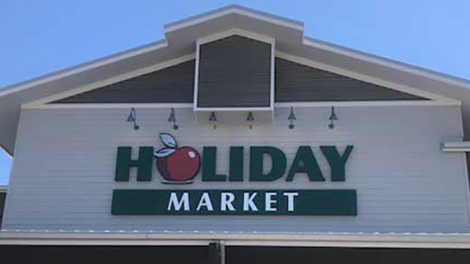 Holiday Market | 21656 Higgins Rd, Auburn, CA 95602, USA | Phone: (530) 268-3051