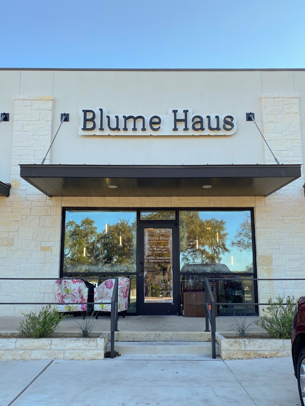 Blume Haus Fine Flowers | 8000 Fair Oaks Pkwy, Fair Oaks Ranch, TX 78015, USA | Phone: (210) 865-9239