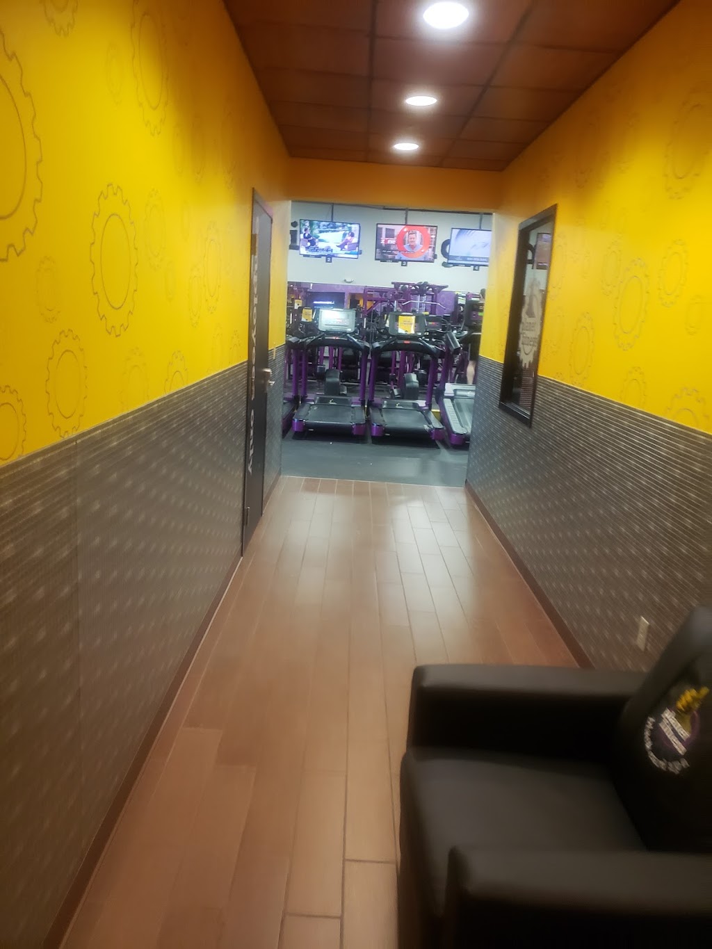 Planet Fitness | 12604 Rockside Rd, Garfield Heights, OH 44125, USA | Phone: (216) 475-7500