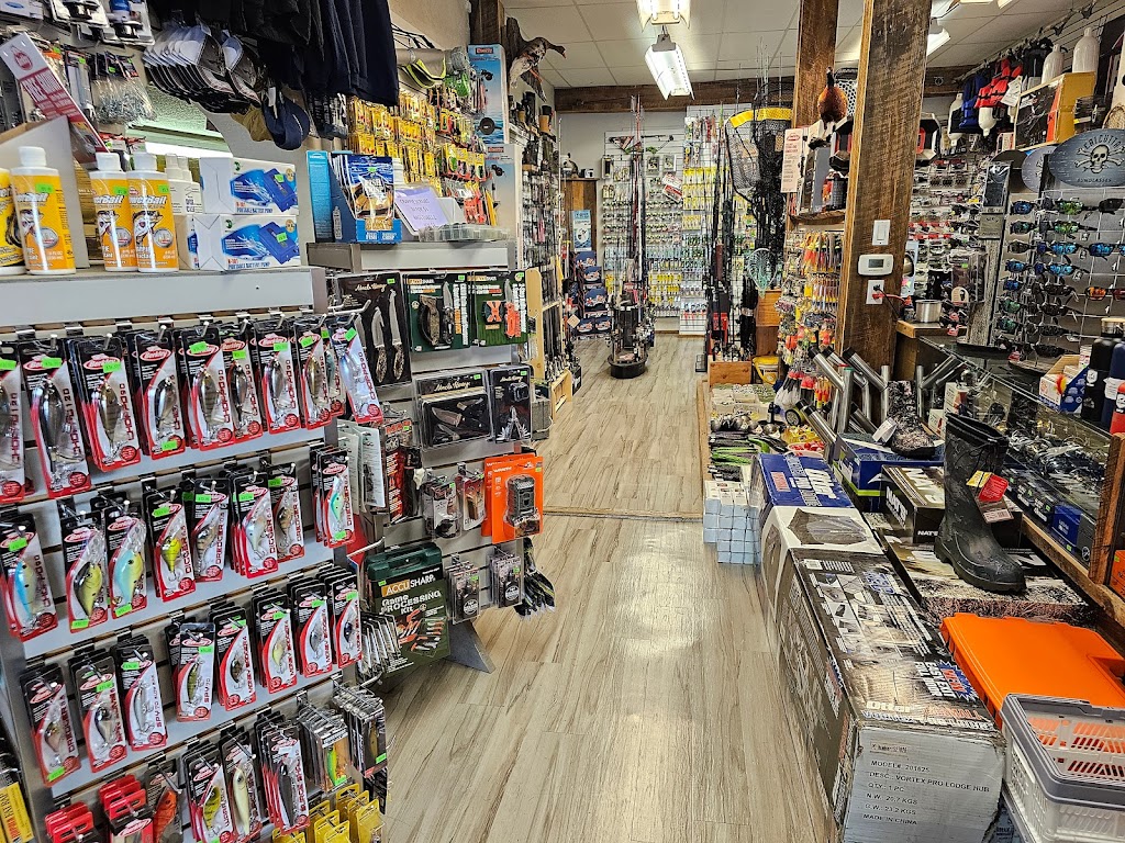 Grand River Outdoors | 105 Bridge St, Dunnville, ON N1A 2G8, Canada | Phone: (905) 774-1732