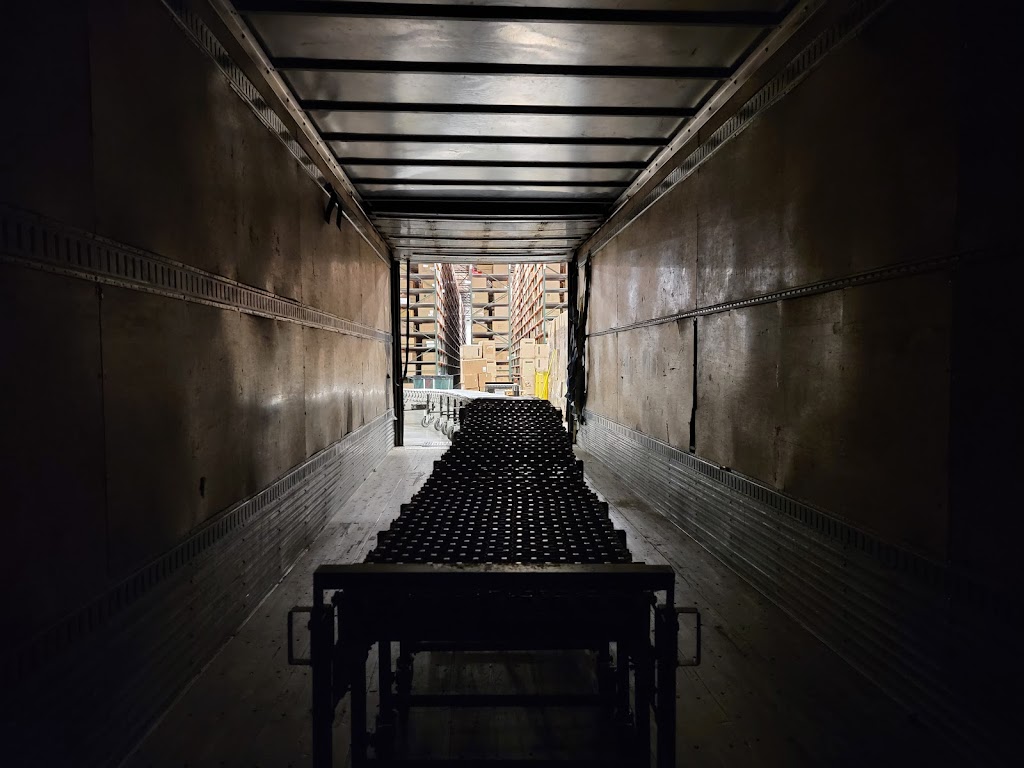 Boot Barn Distribution | 11251 Beech Ave #200, Fontana, CA 92337, USA | Phone: (909) 371-1350