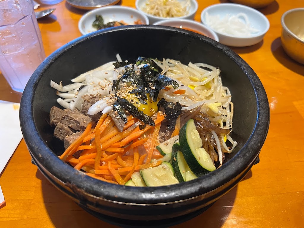 Yett Gol | 12337 Georgia Ave C, Silver Spring, MD 20906, USA | Phone: (301) 949-9060